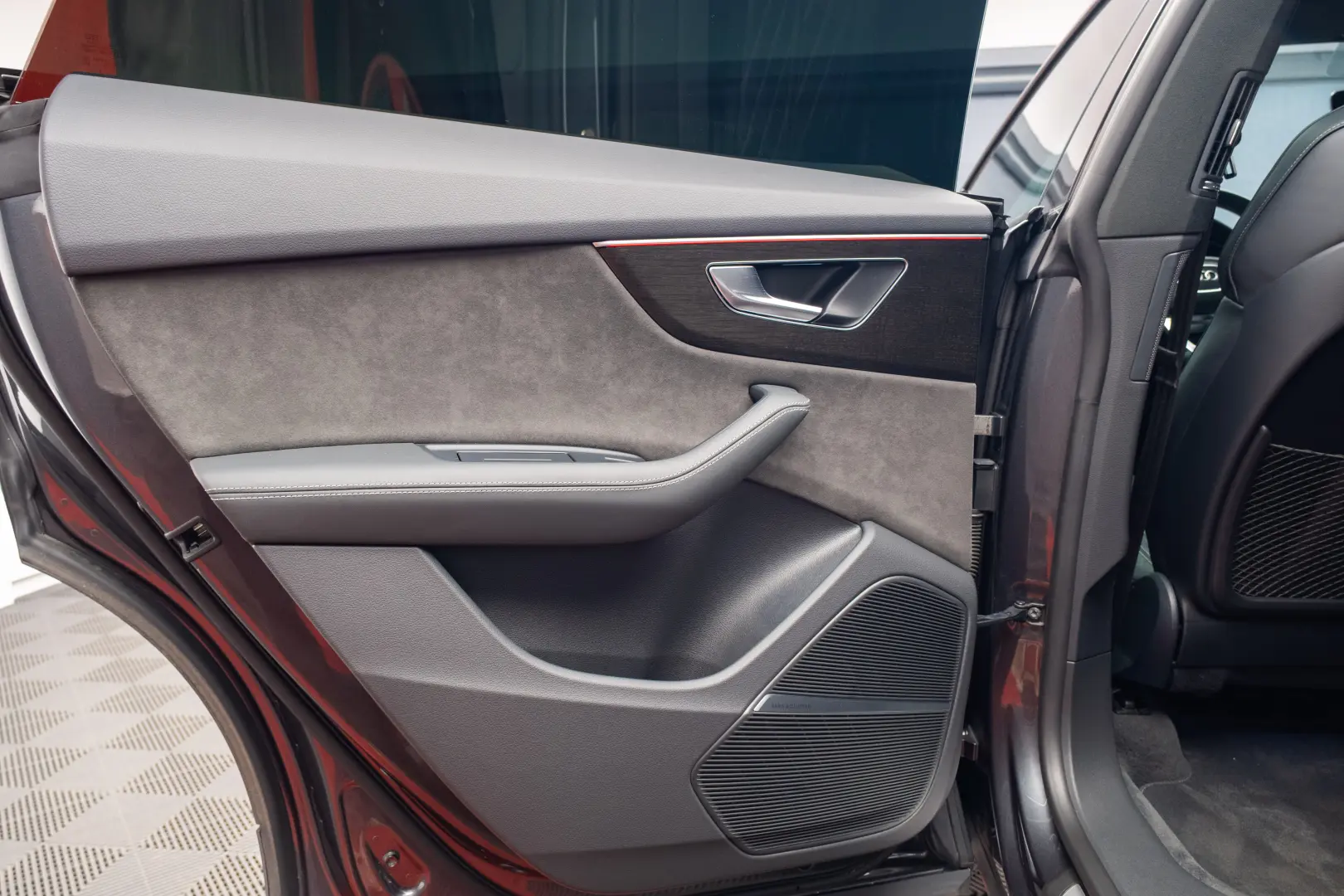 AUDI Q8 55 TFSI Quatrro S Line