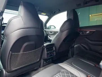 AUDI Q8 55 TFSI Quatrro S Line