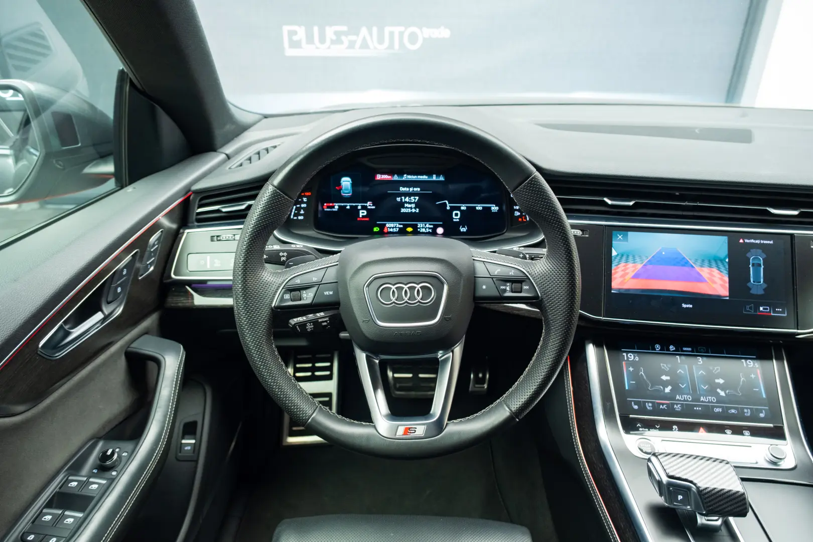AUDI Q8 55 TFSI Quatrro S Line