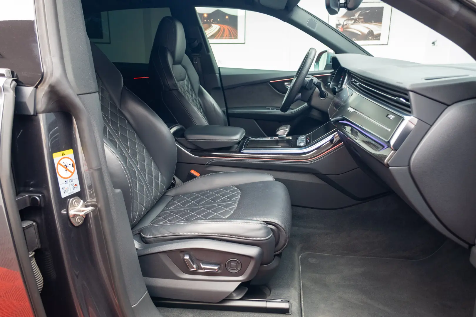 AUDI Q8 55 TFSI Quatrro S Line