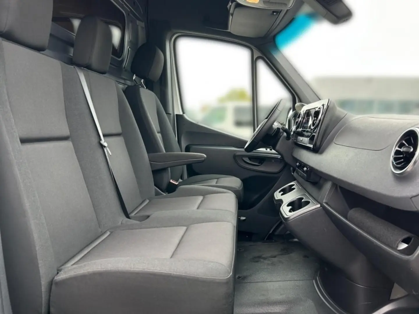 Sprinter 317 CDI Kasten PRO HD 9GT MBUX KAMERA K