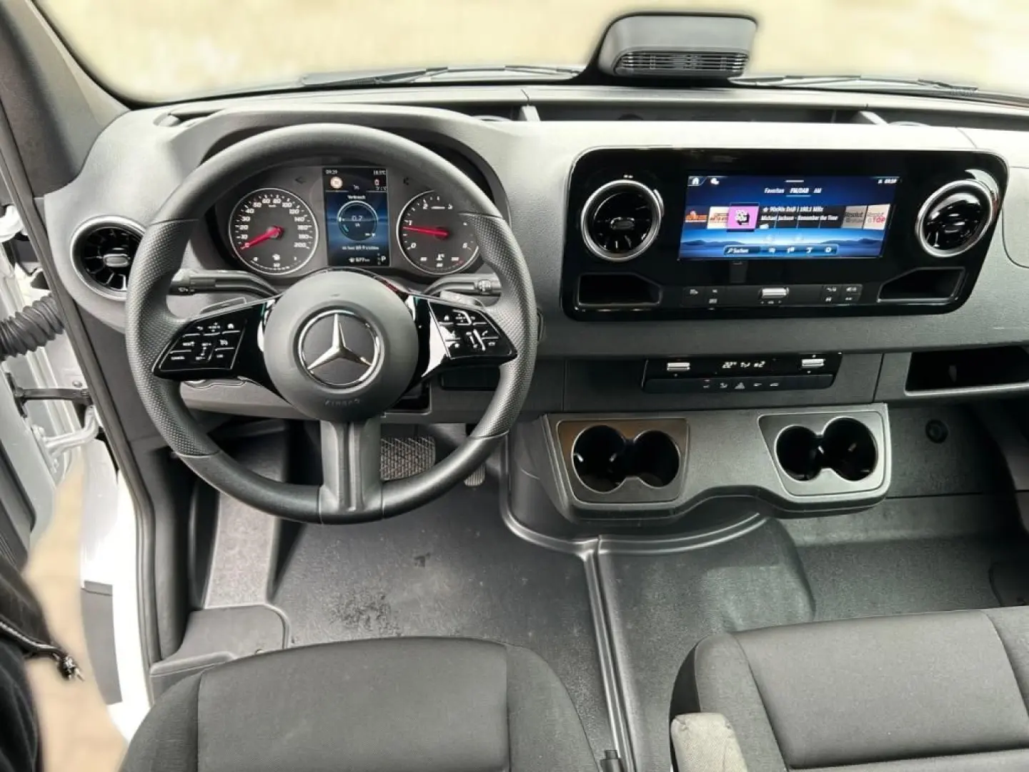 Sprinter 317 CDI Kasten PRO HD 9GT MBUX KAMERA K