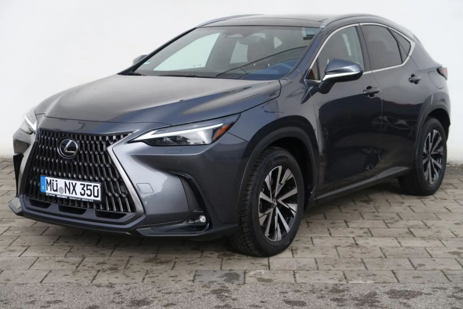 NX 350h Luxury Line