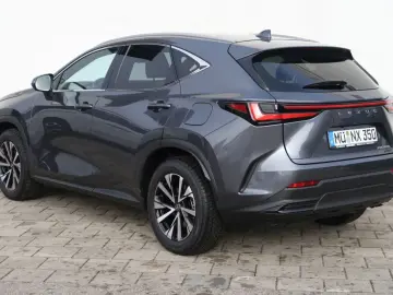NX 350h Luxury Line