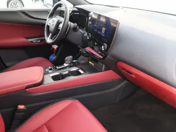 NX 350h Luxury Line