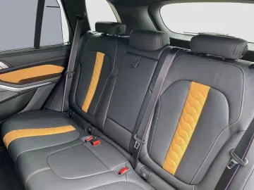BMW X5 M Competition (Navi AHK HUD H/K ACC Leder)