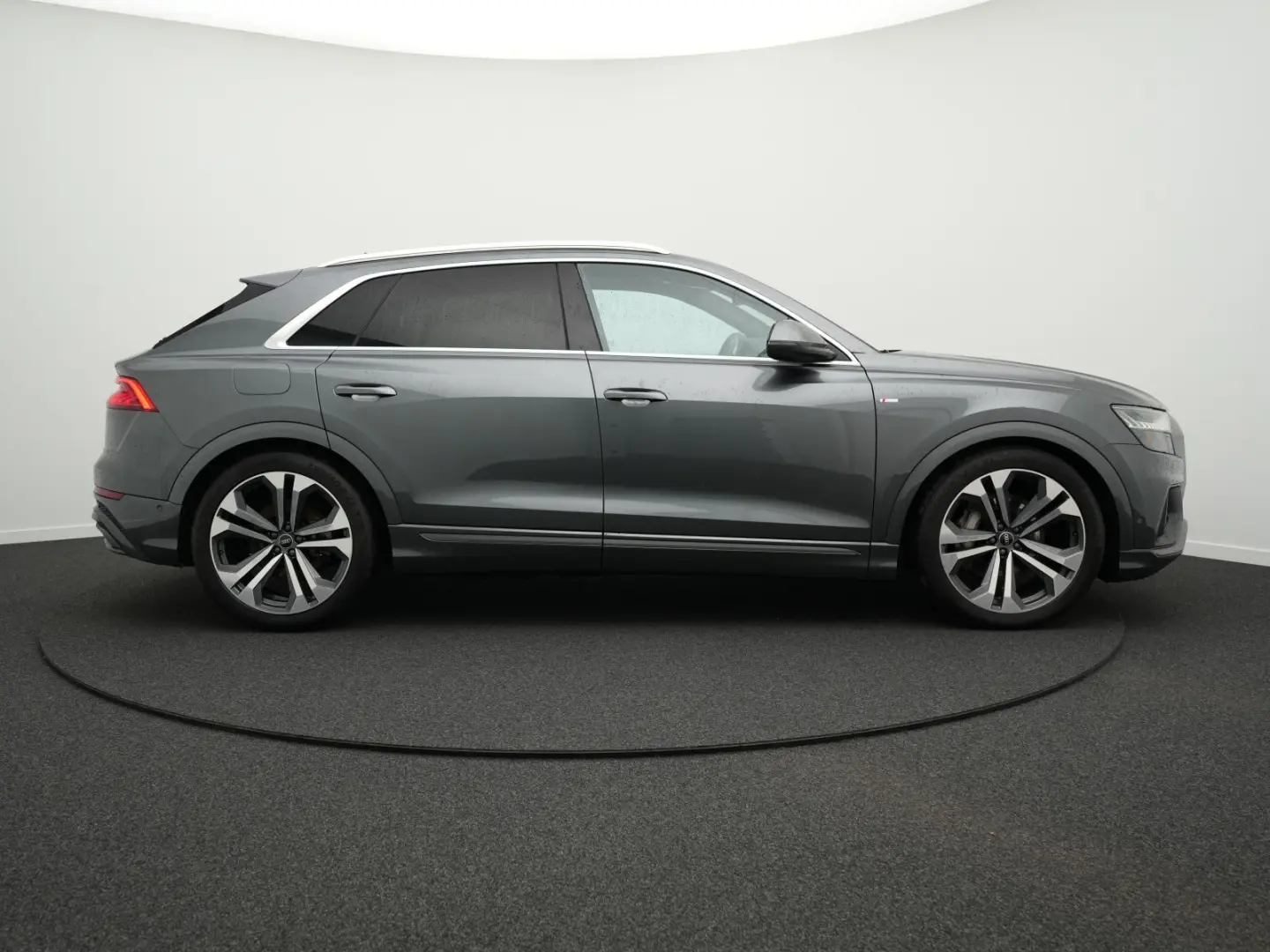 Q8 50 TDI