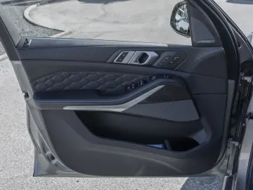BMW X5 M Competition Massage LASER PANO 360° HUD AHK