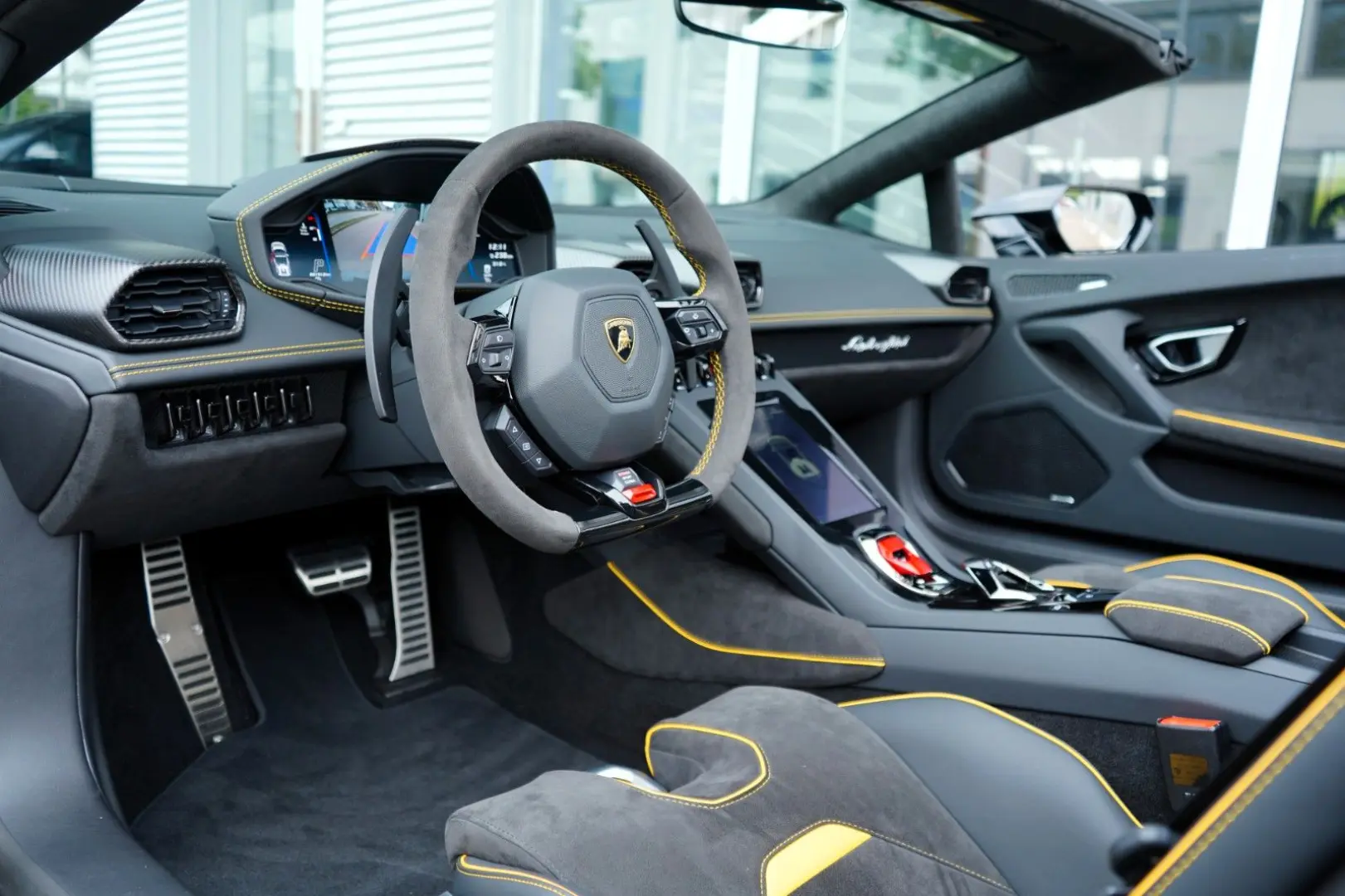 Huracán EVO Spyder 640-4/SENSONUM/SPORTSEATS/LFT