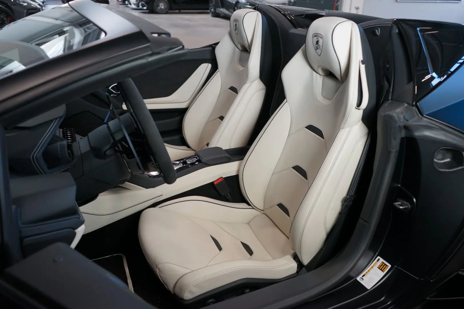 EVO SPYDER AWD*LIFT*WARRANTY*266.116€ NETTO