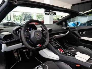 Huracán EVO Spyder/Blu Cepheus/LIFT/Sensonum