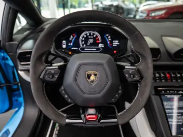Huracán EVO Spyder/Blu Cepheus/LIFT/Sensonum