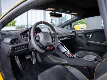 Huracán 5.2 V10 Tecnica RWD - Giallo Inti | Fabr