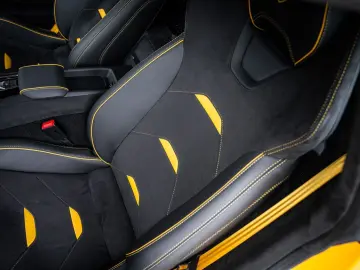 Huracán 5.2 V10 Tecnica RWD - Giallo Inti | Fabr
