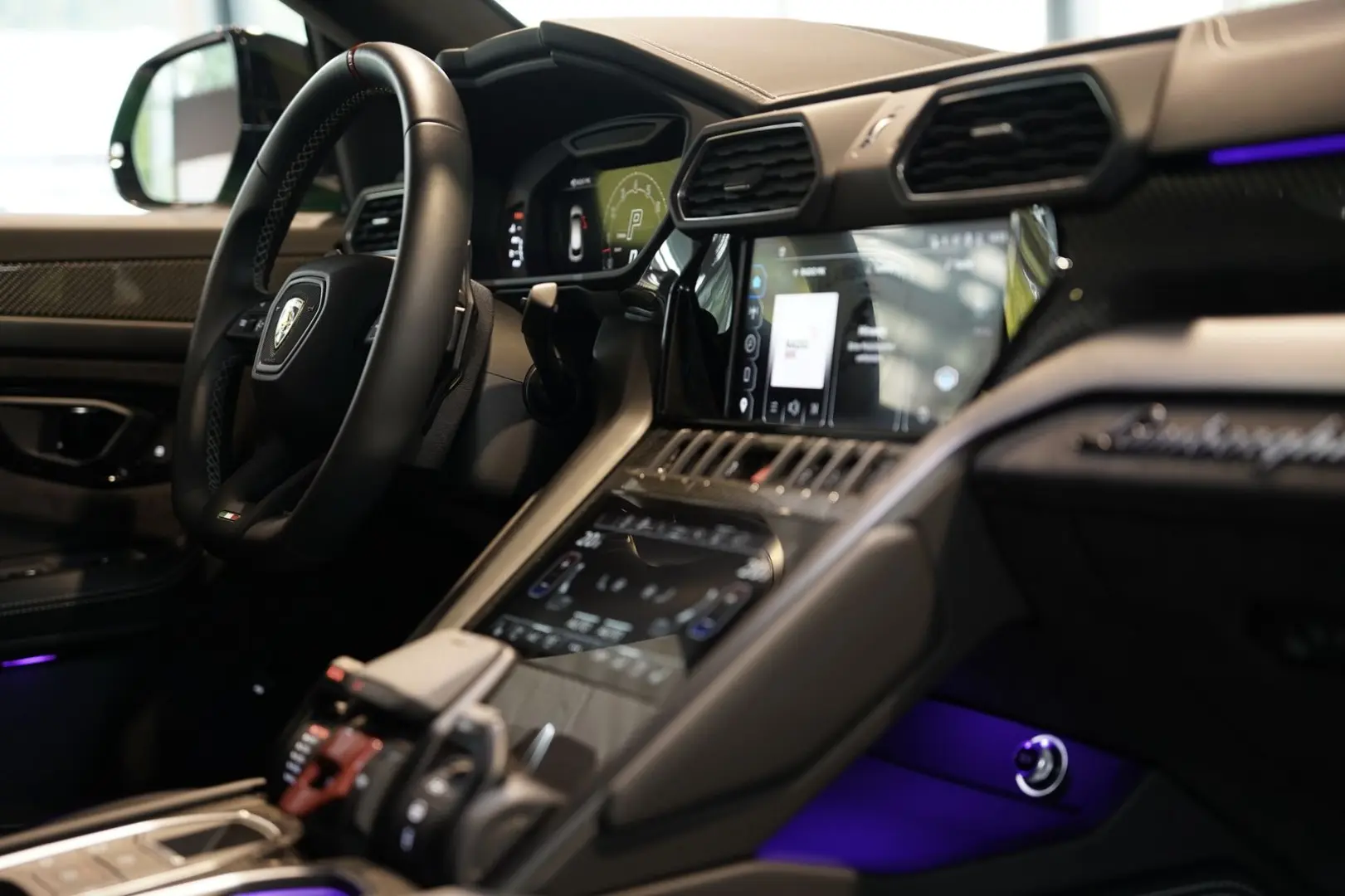 Urus S *1.HD *23Zoll *Pano *Keramik *B&O *Carbon