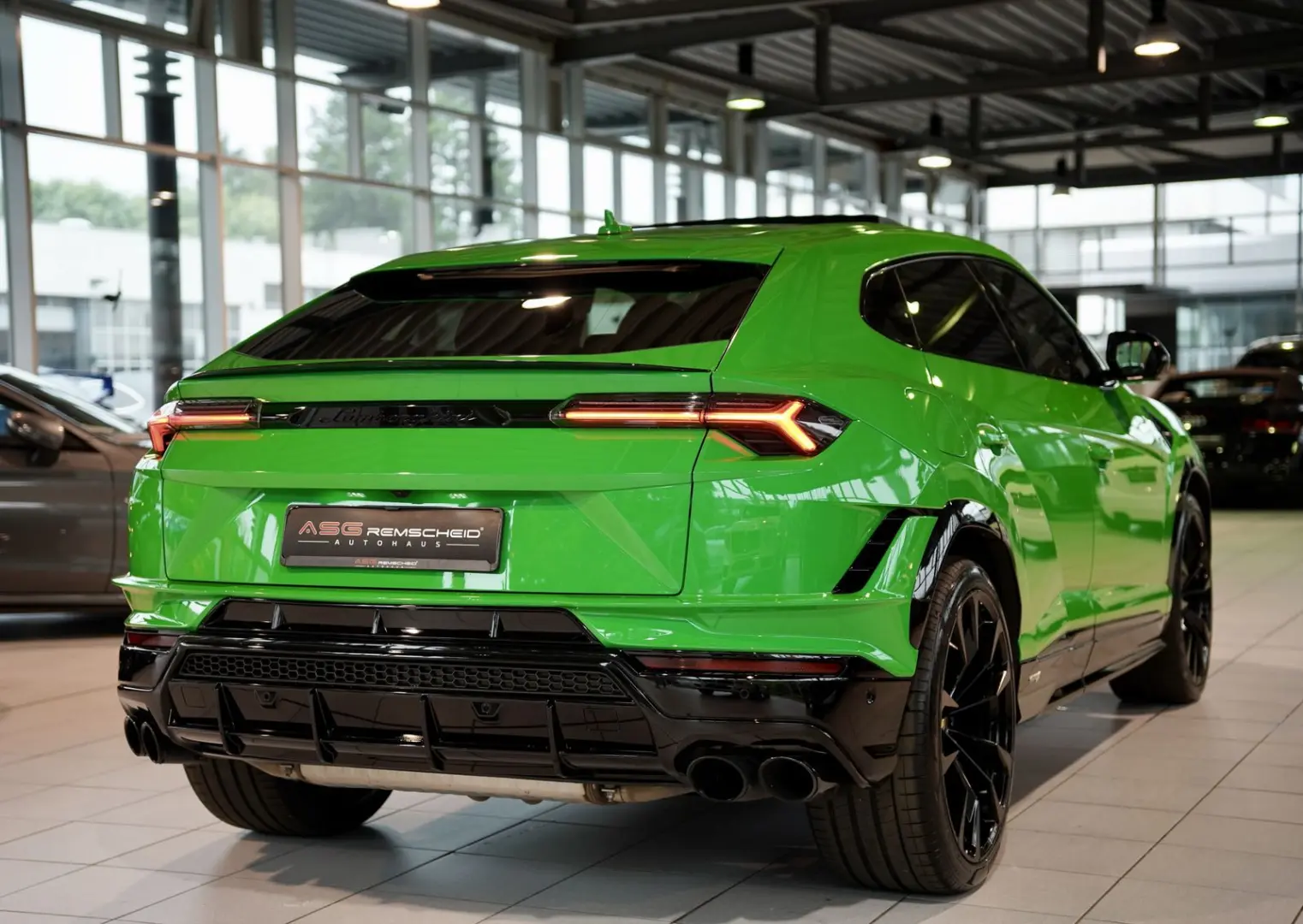 Urus S *1.HD *23Zoll *Pano *Keramik *B&O *Carbon