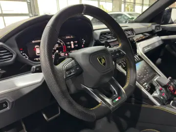 Urus S*3D B&O*Panorama*HUD*Style Package*Massage