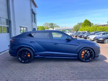 Urus S BIG CARBON/BI-COLOR ORANGE/MAGNO/Prod2024