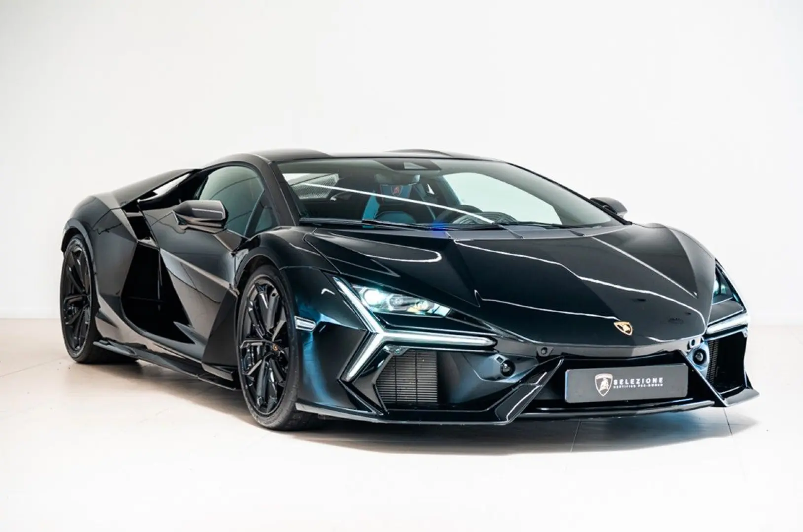 Revuelto 6.5 V12 HPEV