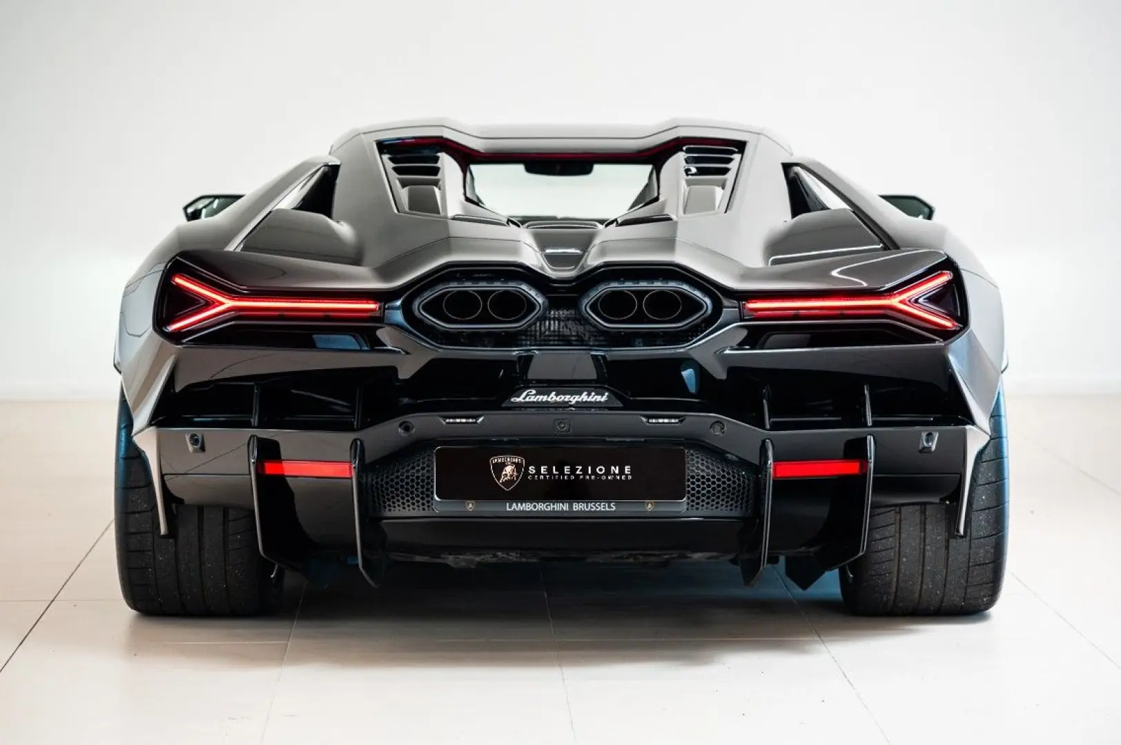 Revuelto 6.5 V12 HPEV