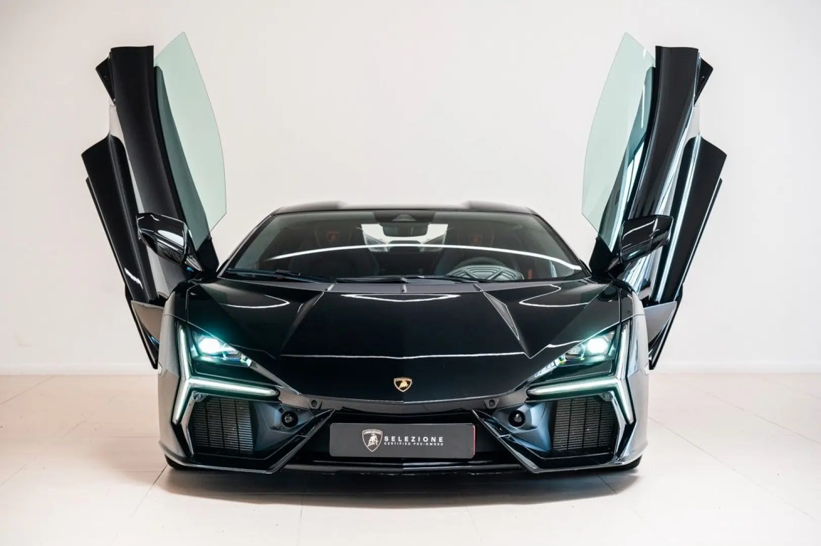 Revuelto 6.5 V12 HPEV