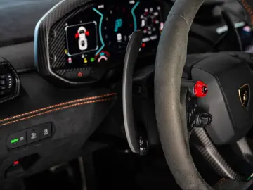 Revuelto 6.5 V12 HPEV