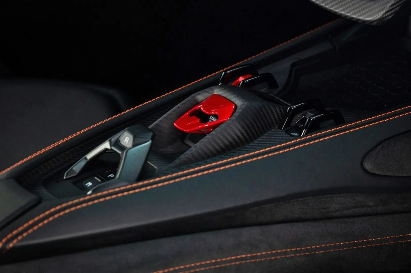Revuelto 6.5 V12 HPEV