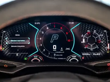 Revuelto 6.5 V12 HPEV
