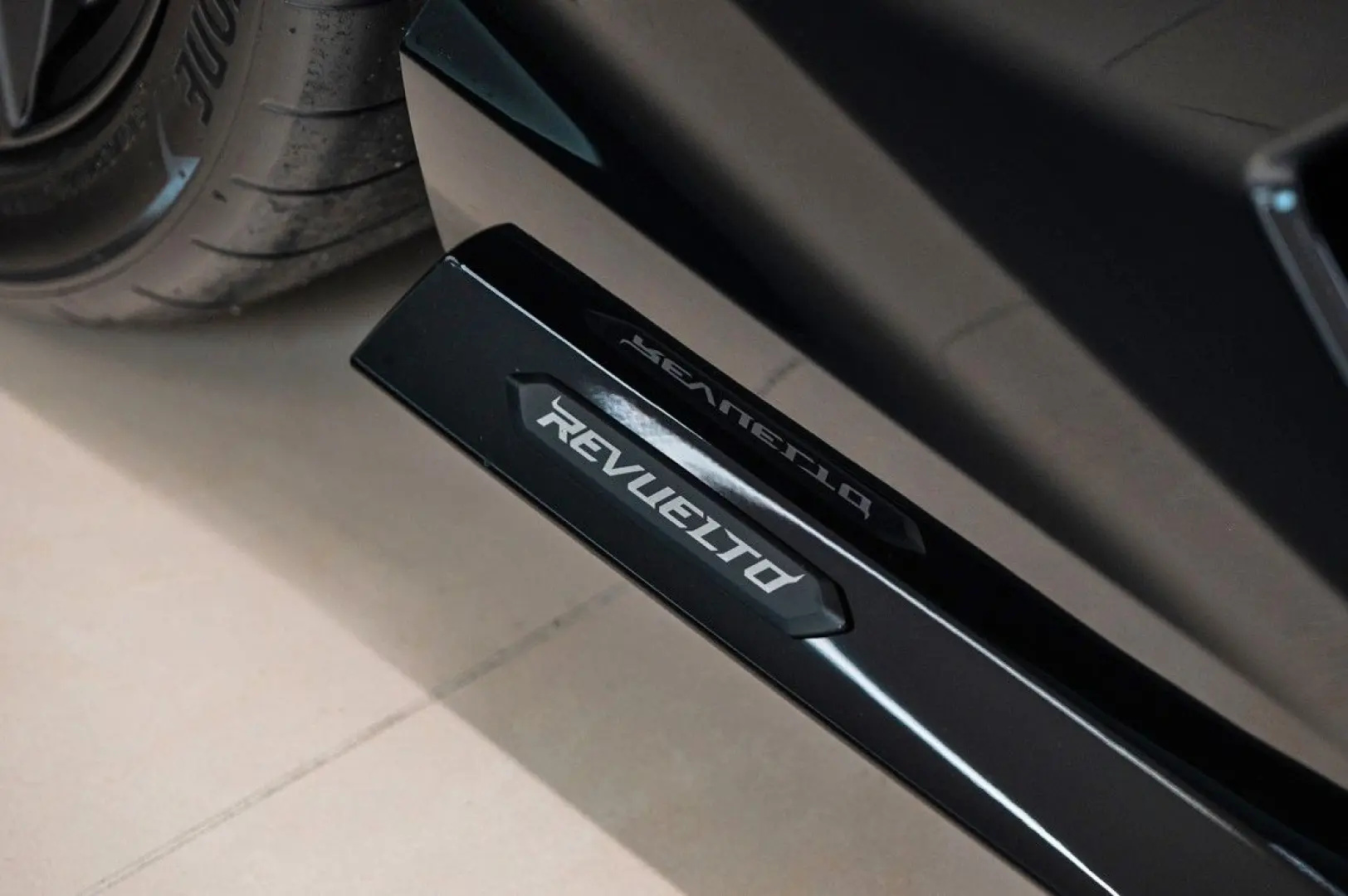 Revuelto 6.5 V12 HPEV
