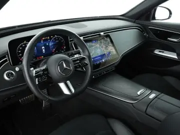 E 200 AMG NIGHT+LED+NAVI+KAMERA+TOTWINKELA.+DAB+