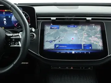 E 200 AMG NIGHT+LED+NAVI+KAMERA+TOTWINKELA.+DAB+