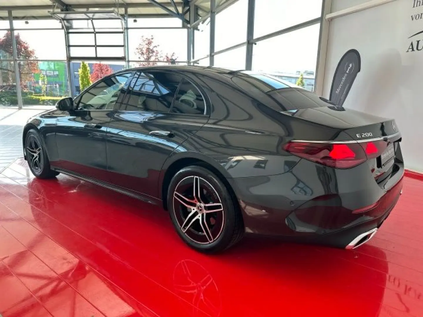 E 200 AMG KAMERA+DISTRONIC+KEYLESS+MBUX+NAVI+LED