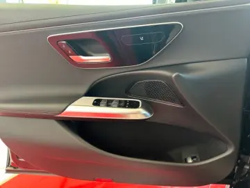 E 200 AMG KAMERA+DISTRONIC+KEYLESS+MBUX+NAVI+LED