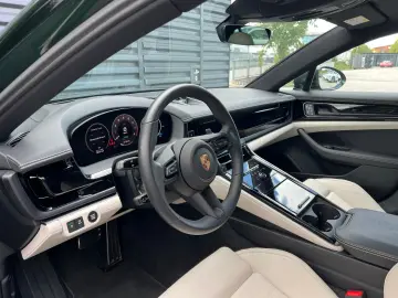 Panamera 4 E-Hybrid | Hinterachslenkung | ACC