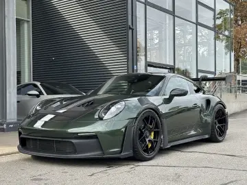 Porsche 911 GT3 RS Weissach Package