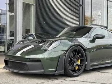Porsche 911 GT3 RS Weissach Package