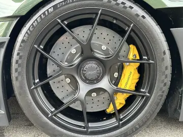 Porsche 911 GT3 RS Weissach Package