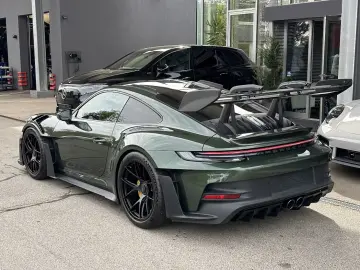 Porsche 911 GT3 RS Weissach Package