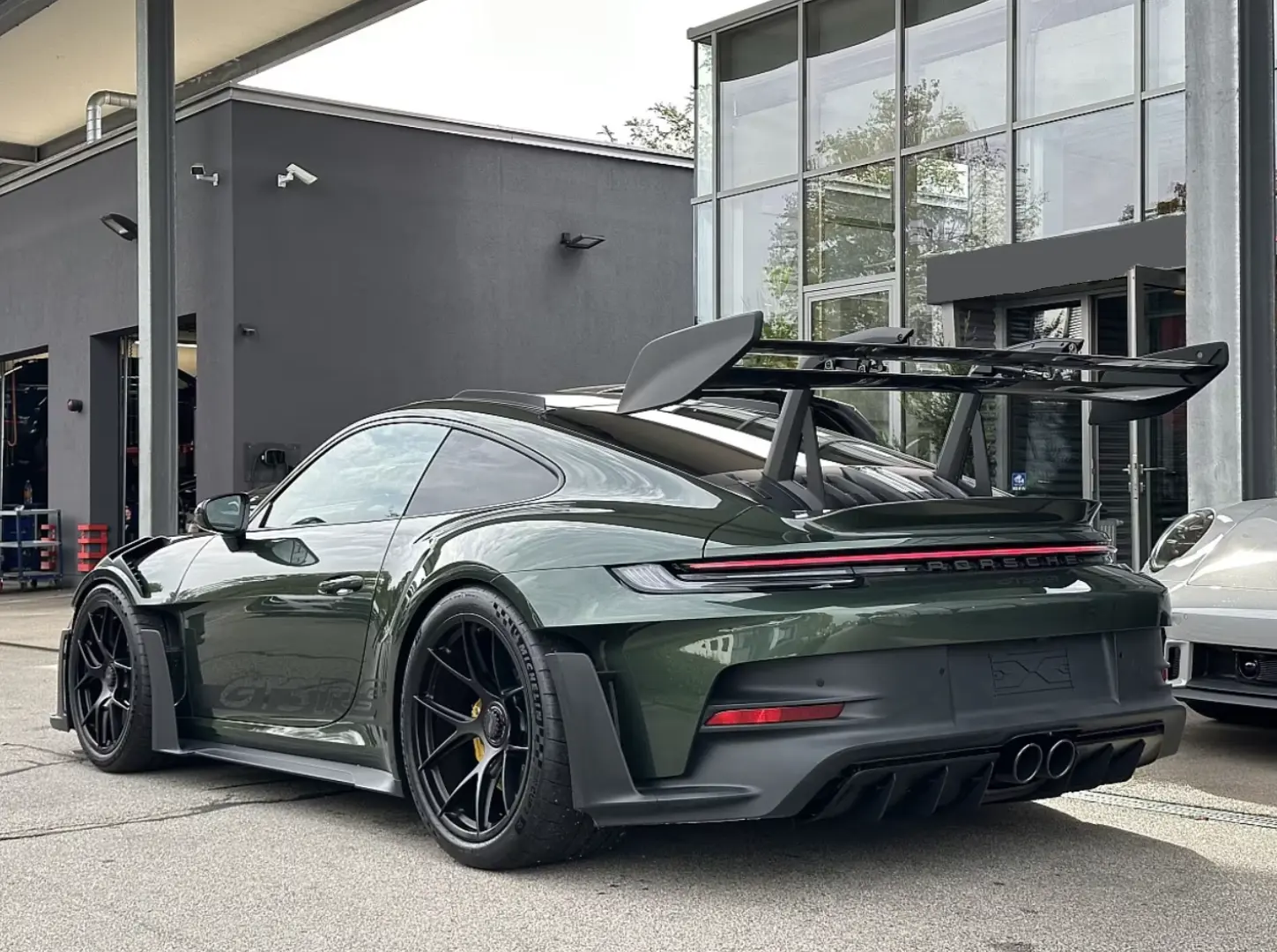 Porsche 911 GT3 RS Weissach Package