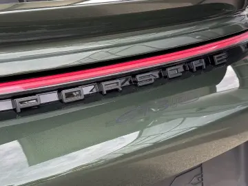 Porsche 911 GT3 RS Weissach Package