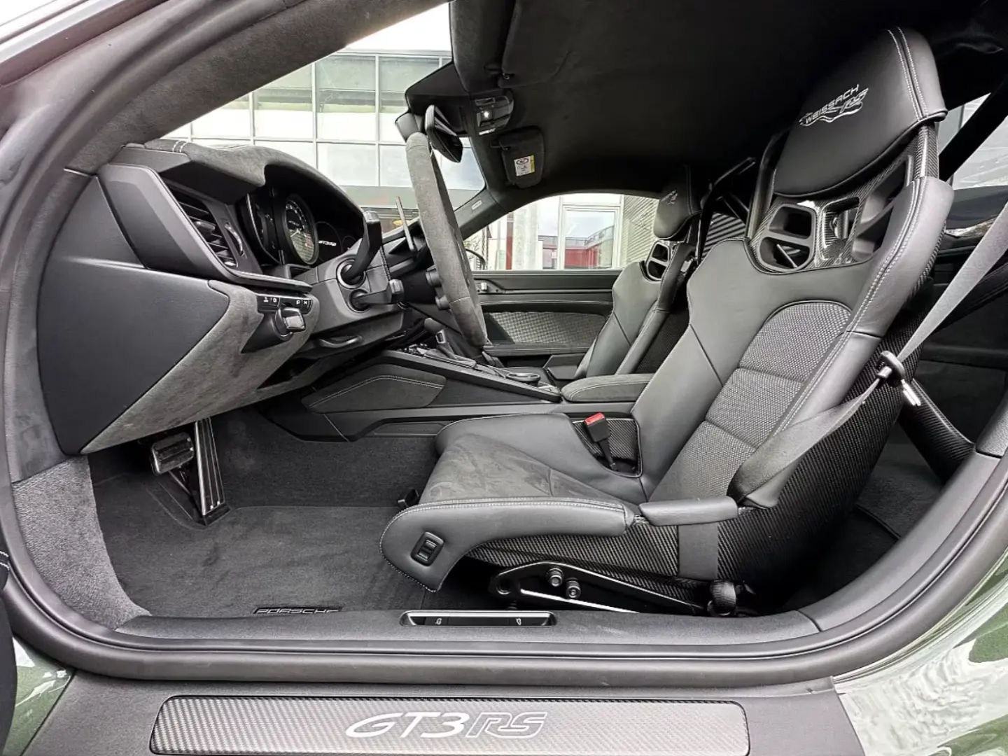 Porsche 911 GT3 RS Weissach Package