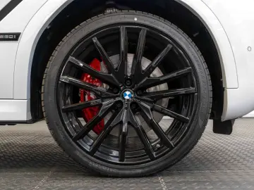 X6 M60i xDrive/BOWERS&WILKINS/CARBON/PANO/AHK