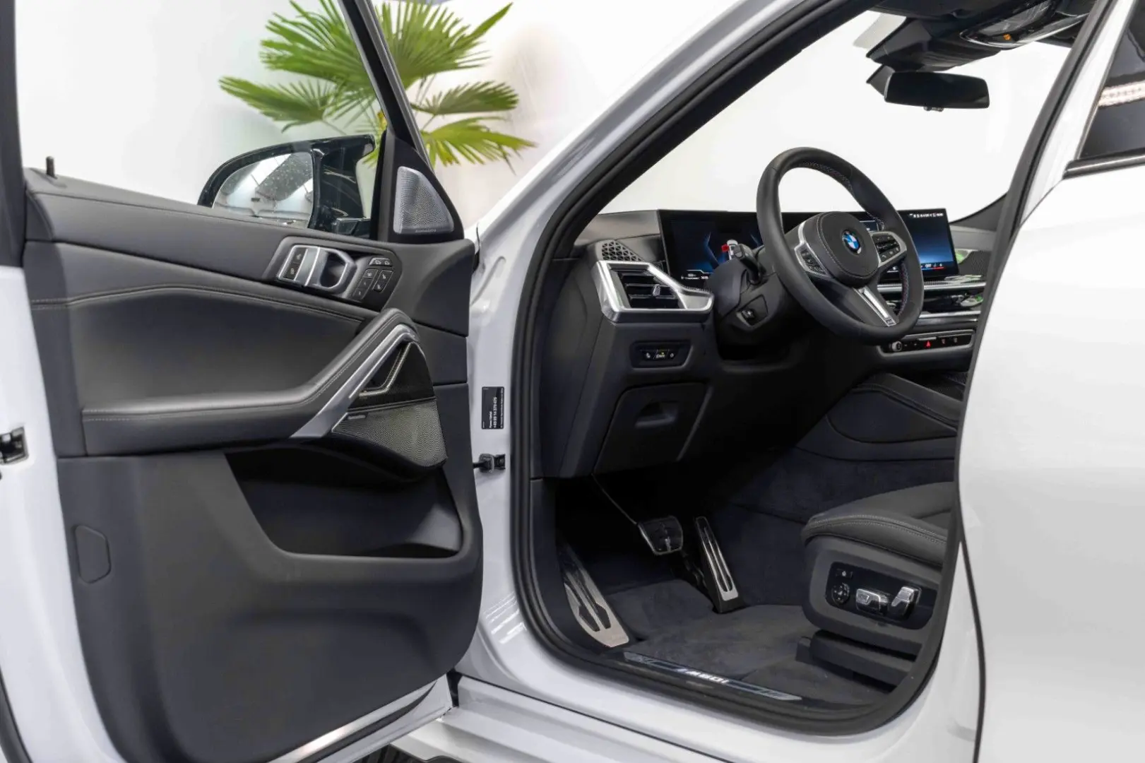 X6 M60i xDrive/BOWERS&WILKINS/CARBON/PANO/AHK