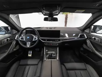 X6 M60i xDrive/BOWERS&WILKINS/CARBON/PANO/AHK