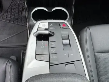 X1 23 i xDrive *PANO/LEDER/KAMERA*
