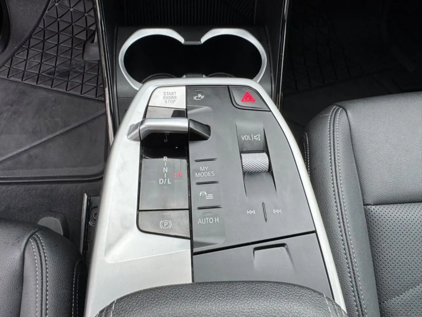 X1 23 i xDrive *PANO/LEDER/KAMERA*