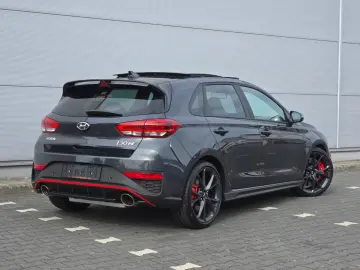 i30 N Performance+Rennsitze+Automatik+NEUWERTIG