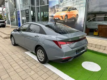 Hyundai Elantra 1.6 l 123 CP 6MT Classic