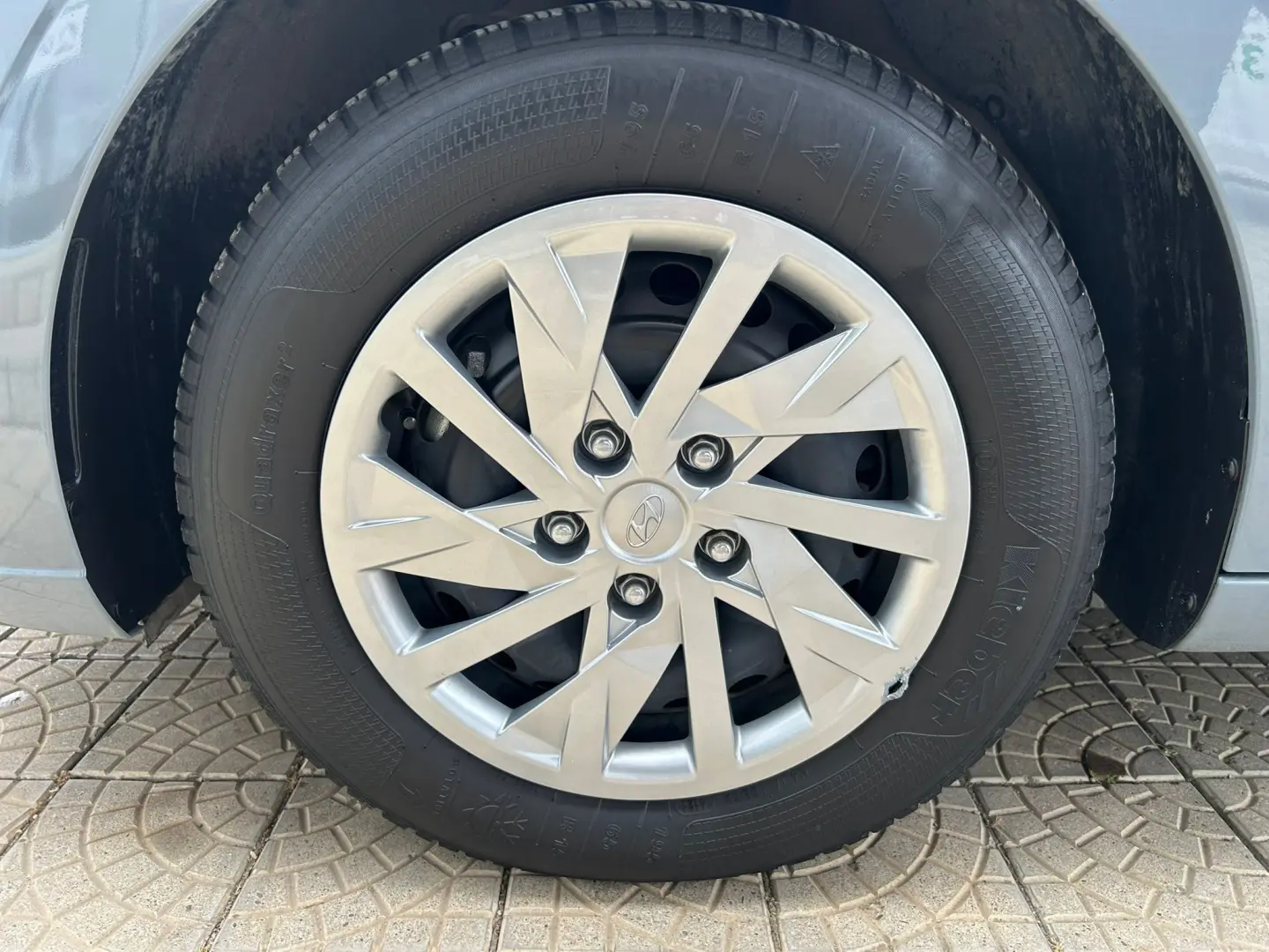 Hyundai Elantra 1.6 l 123 CP 6MT Classic
