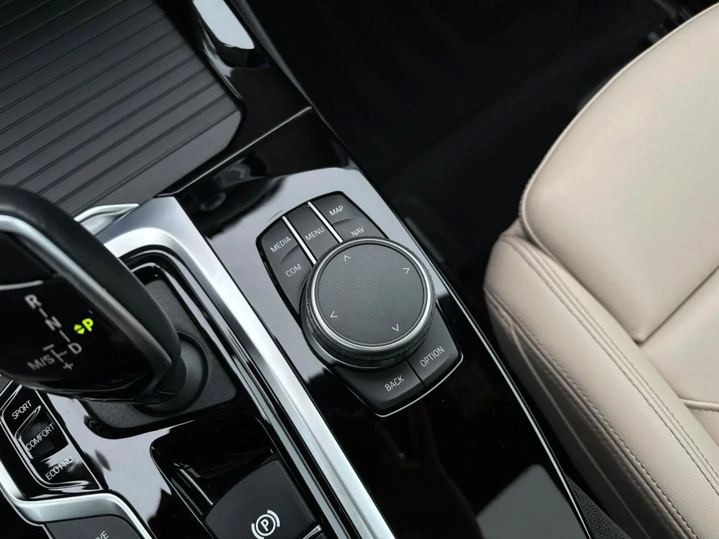 X3 xDr30e M Sport PANO*ACC*HiFi*AHK*Kamera*Leder